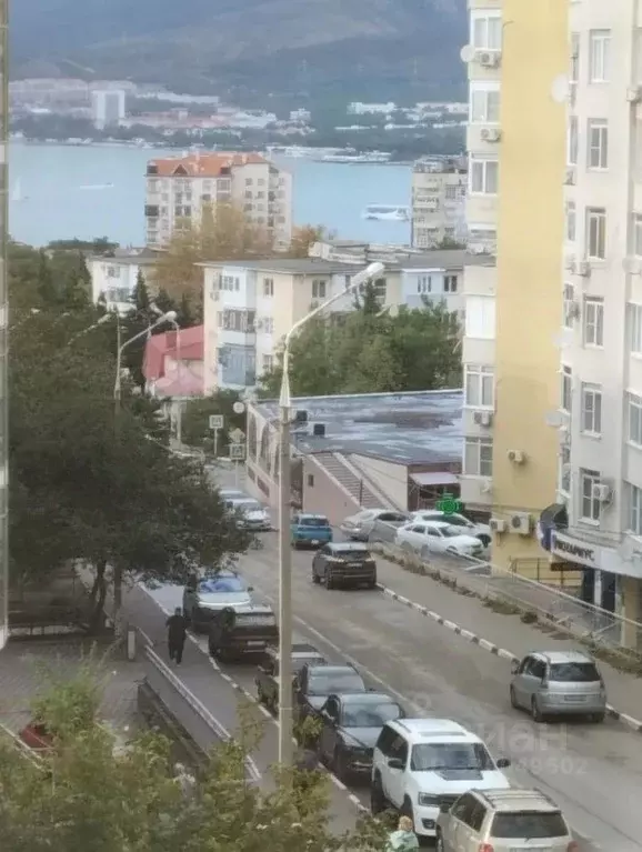 2-к кв. Краснодарский край, Геленджик ул. Грибоедова, 62 (71.0 м) - Фото 1