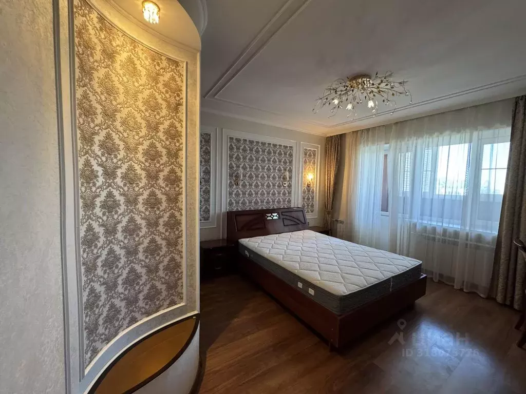 2-к кв. Астраханская область, Астрахань ул. Чугунова, 21 (77.0 м) - Фото 1
