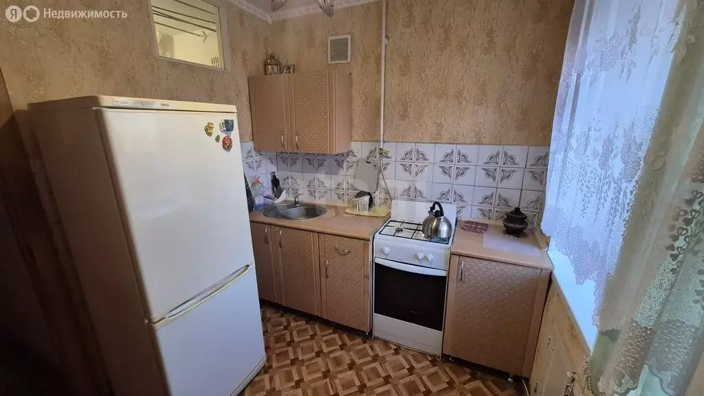 1-комнатная квартира: Ялуторовск, улица Скворцова-Степанова, 8 (30 м) - Фото 2