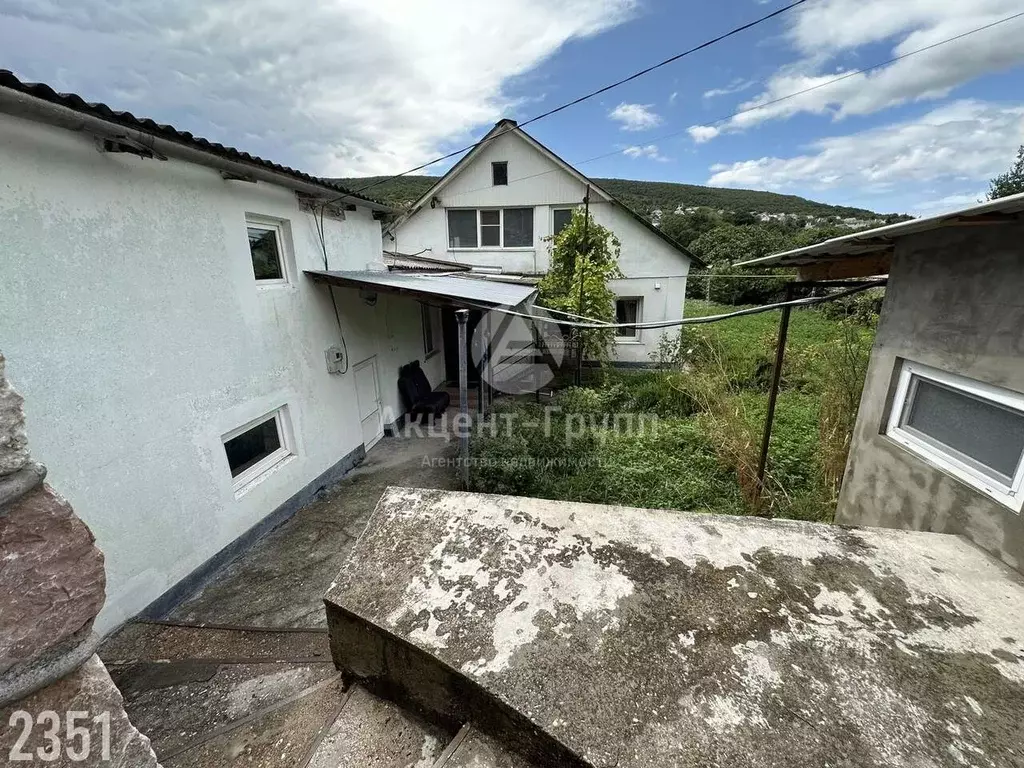 Дом в Севастополь с. Терновка, ул. Балаклавская, 16 (138 м) - Фото 2