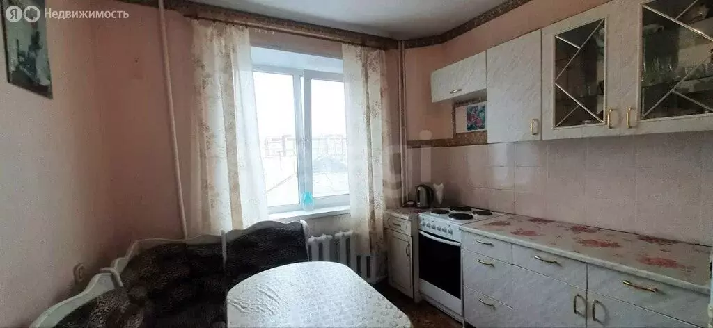 3-комнатная квартира: Тобольск, микрорайон 7А, 32А (65 м) - Фото 0