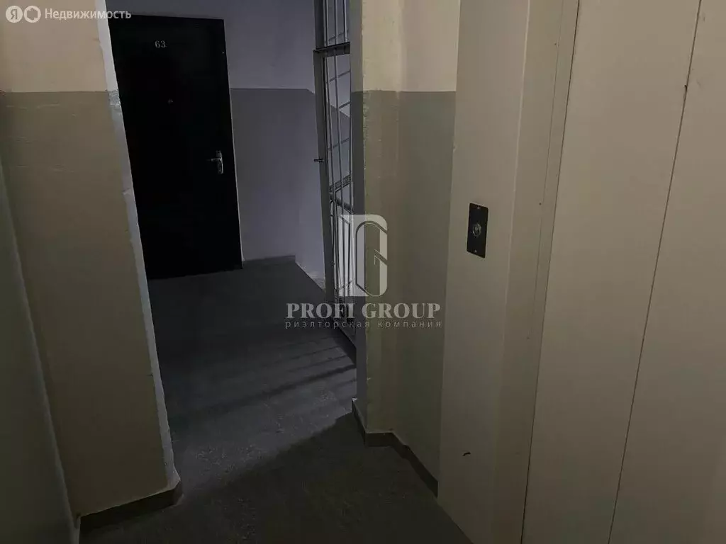 1-комнатная квартира: Махачкала, улица Ирчи Казака, 8 (38 м) - Фото 2