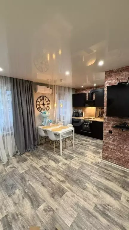 3-к кв. Татарстан, Набережные Челны просп. Раиса Беляева, 8 (59.0 м) - Фото 1