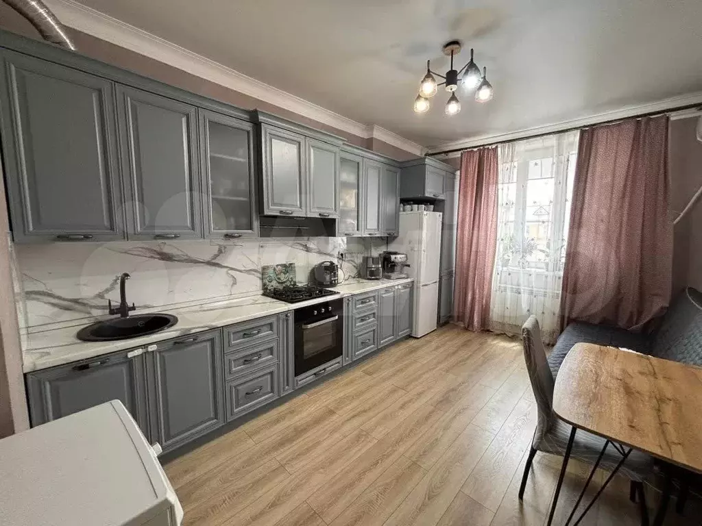 1-к. квартира, 44 м, 7/9 эт. - Фото 1