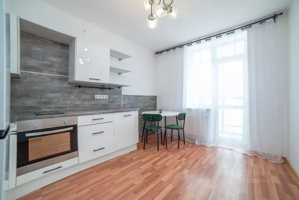 1-к кв. Свердловская область, Екатеринбург ул. Раевского, 6 (45.0 м) - Фото 1