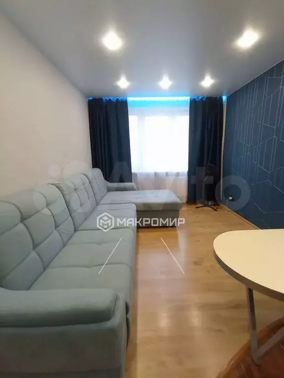 2-к. квартира, 42 м, 6/10 эт. - Фото 0