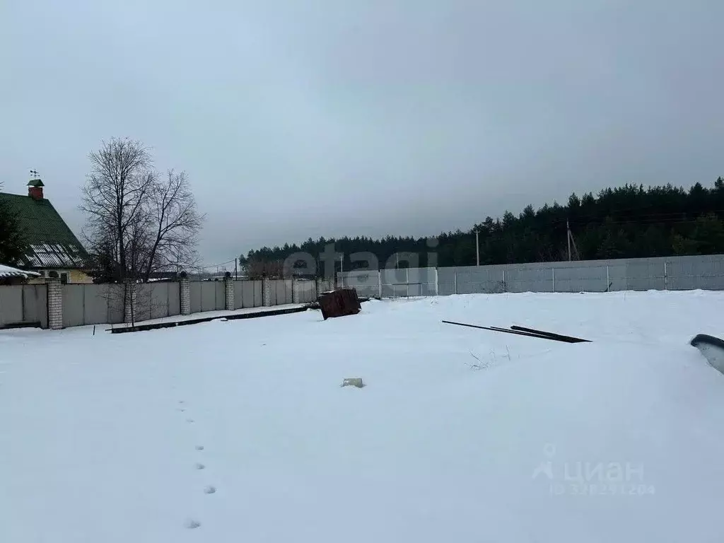 Участок в Белгородская область, Старооскольский городской округ, с. ... - Фото 1