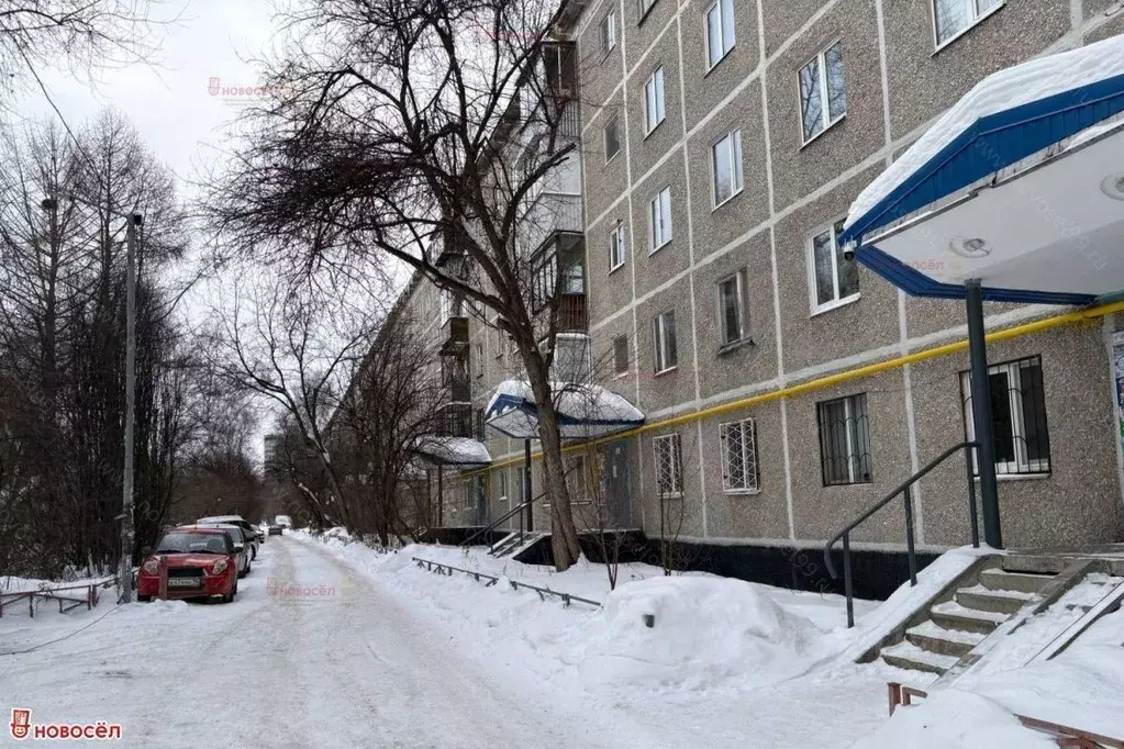 Комната Свердловская область, Екатеринбург ул. Громова, 140 (14.5 м) - Фото 1