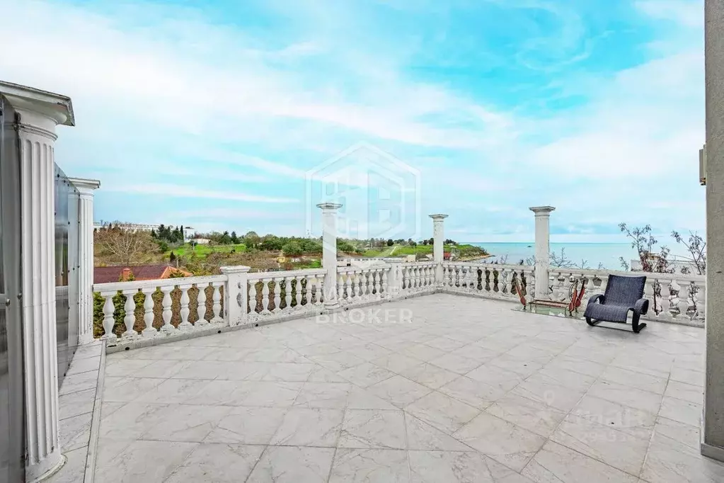 6-к кв. Севастополь ул. Ефремова, 40 (274.0 м) - Фото 1