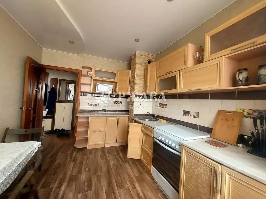 3-к кв. Белгородская область, Старый Оскол Северный мкр, 13 (62.0 м) - Фото 1