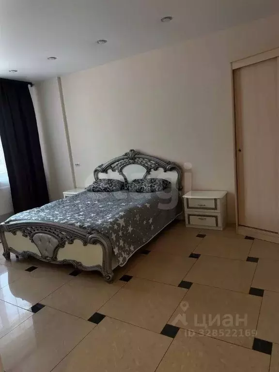 1-к кв. Тюменская область, Тюмень Магаданская ул., 13 (43.0 м) - Фото 2