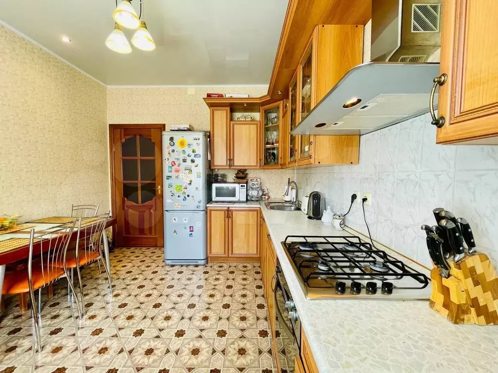 3-к. квартира, 92,8 м, 2/5 эт. - Фото 1