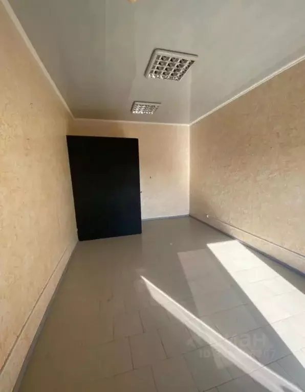 Помещение свободного назначения в Севастополь ш. Фиолентовское, 6 (24 ... - Фото 1