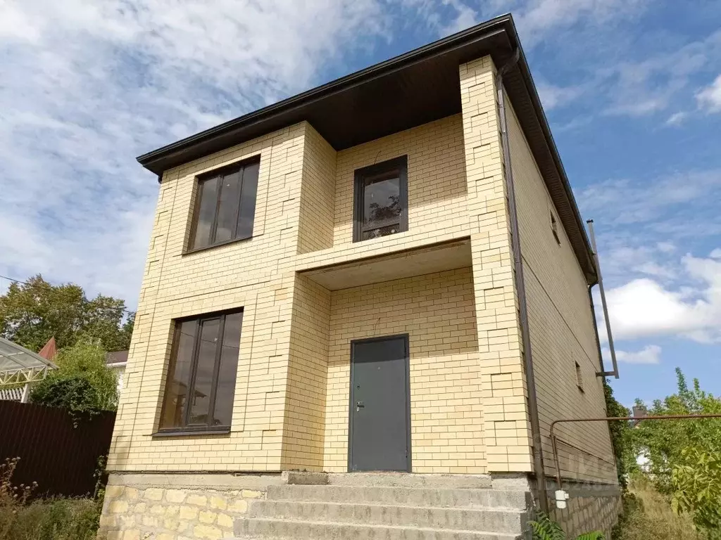 Дом в Ставропольский край, Ставрополь ул. Пономарева, 138 (137 м) - Фото 1