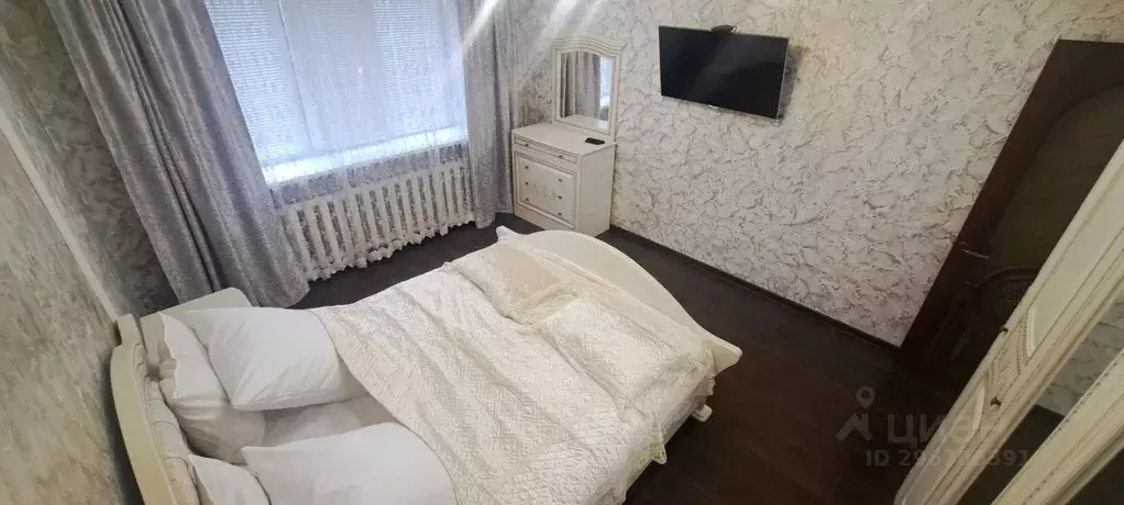 3-к кв. Ставропольский край, Пятигорск Ессентукская ул., 72 (94.0 м) - Фото 1