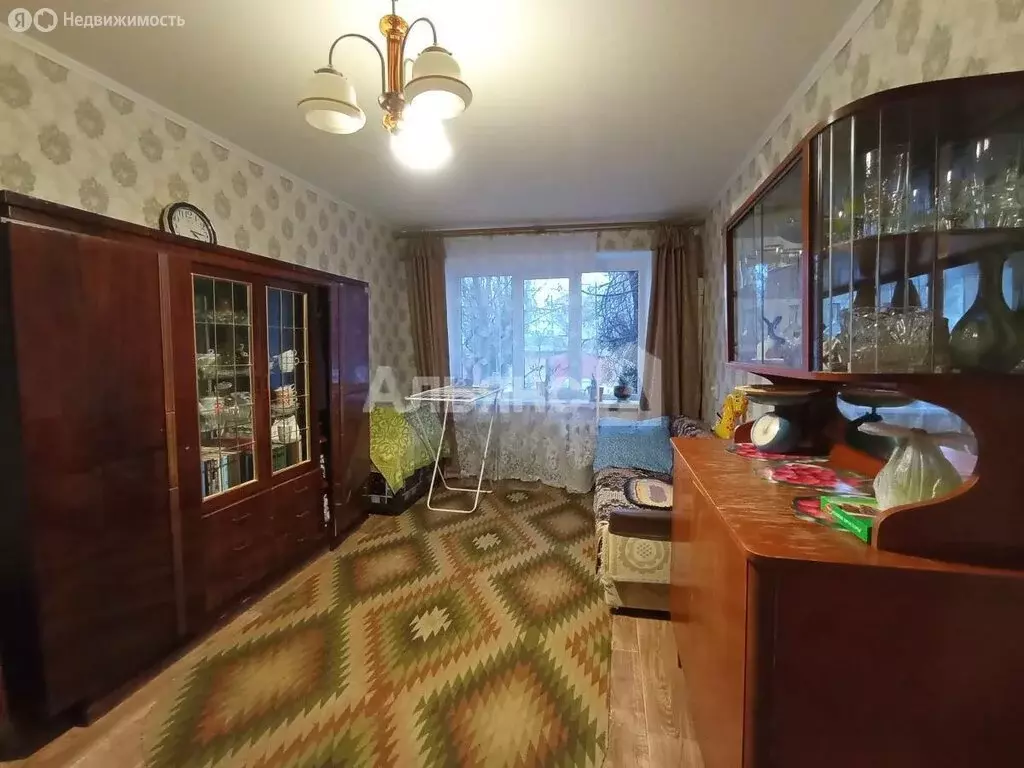 3-комнатная квартира: Белая Калитва, Вокзальная улица, 377 (61.1 м) - Фото 1