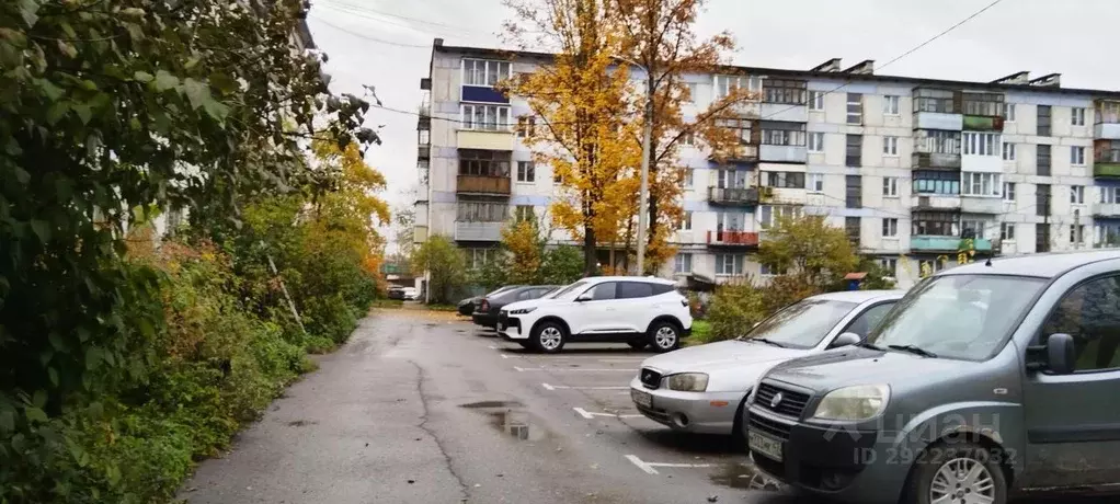 3-к кв. Ленинградская область, Волхов ул. Дзержинского, 3 (60.0 м) - Фото 1