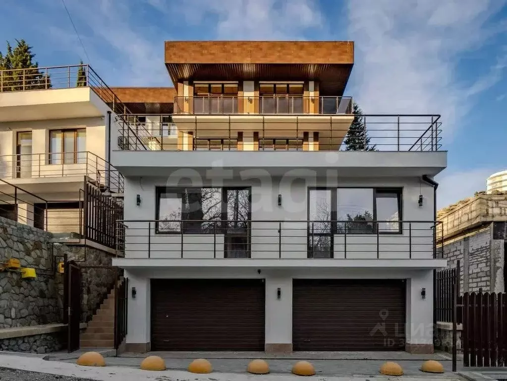 Дом в Крым, Алушта ул. Сергеева-Ценского (317 м) - Фото 2