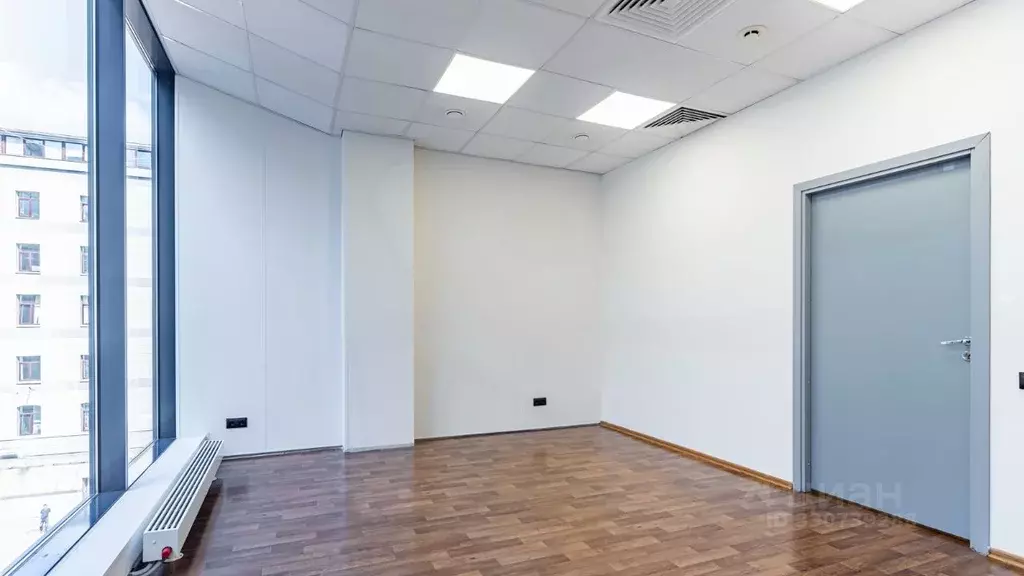 Офис в Санкт-Петербург 7-я Васильевского острова линия, 76 (52 м) - Фото 2
