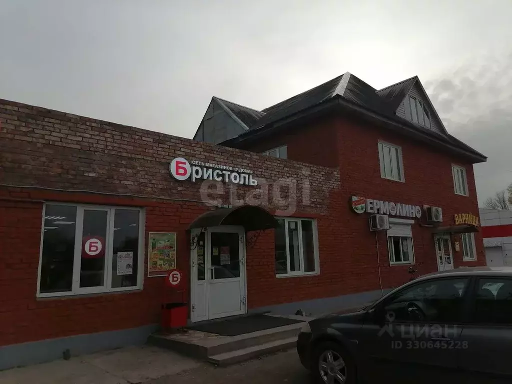 Торговая площадь в Псковская область, Остров 1 Мая ул., 16Б (117 м) - Фото 2