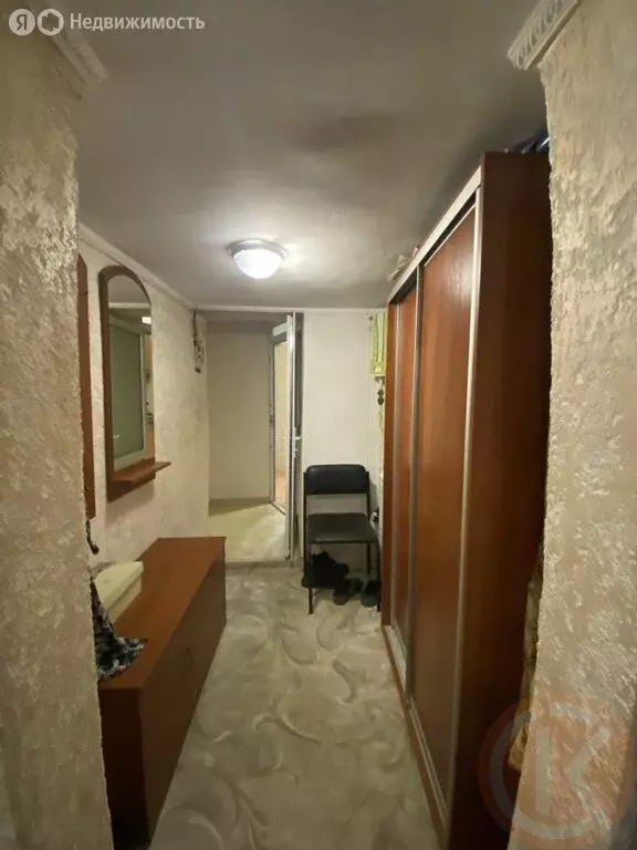 3-комнатная квартира: Евпатория, улица Революции, 16 (67.7 м) - Фото 2