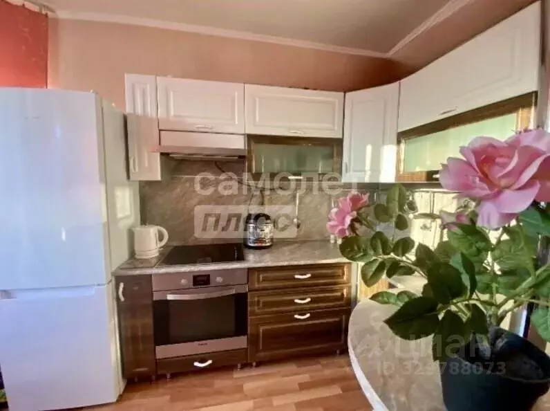 2-к кв. Курская область, Курск просп. Вячеслава Клыкова, 83 (56.4 м) - Фото 1
