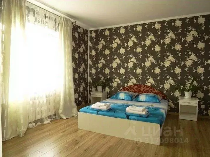 2-к кв. Краснодарский край, Геленджик Голубая Бухта мкр, ул. ... - Фото 0