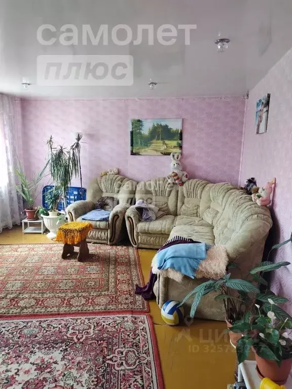 Дом в Челябинская область, Октябрьский муниципальный округ, с. Маячное ... - Фото 1