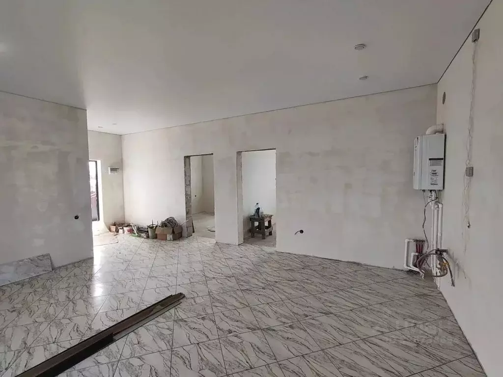 Дом в Краснодарский край, Краснодар ул. Мариупольская, 8 (100 м) - Фото 1