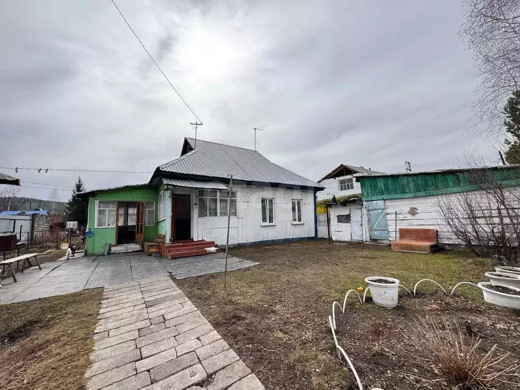 Дом в Кемеровская область, Междуреченск ул. Куюкова, 32 (53 м) - Фото 0