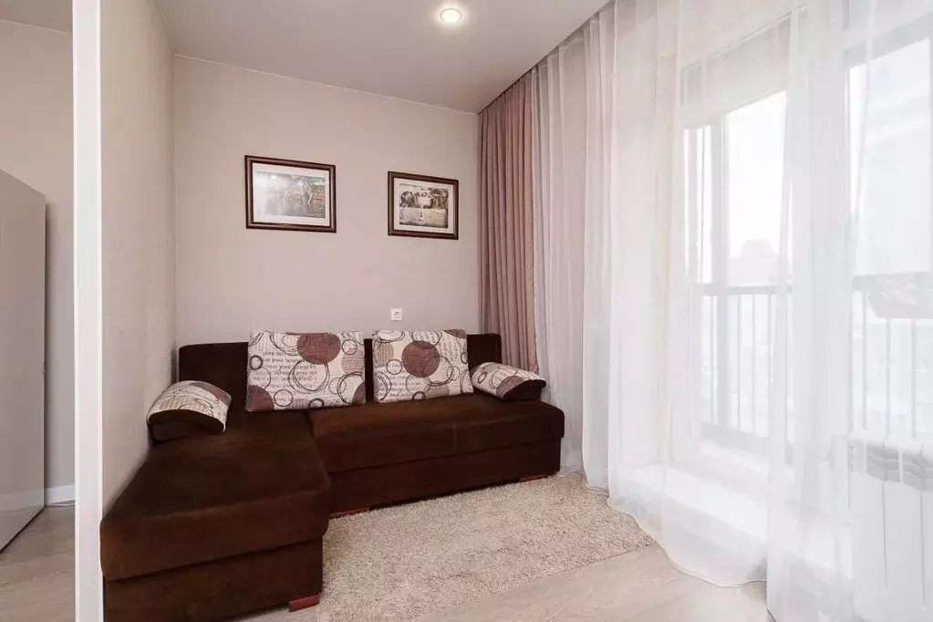 Студия Новосибирская область, Новосибирск ул. Кошурникова, 22/2 (28.9 ... - Фото 1