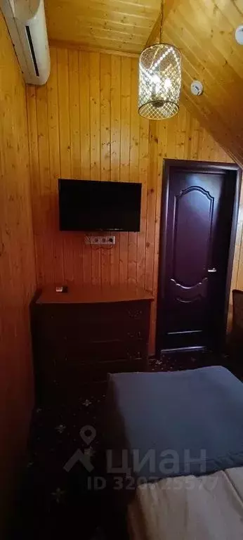 Комната Саратовская область, Балаково Заречная ул., 1/9 - Фото 2