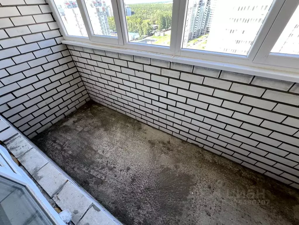 3-к кв. Воронежская область, Воронеж ул. Летчика Филипова, 4 (100.8 м) - Фото 1