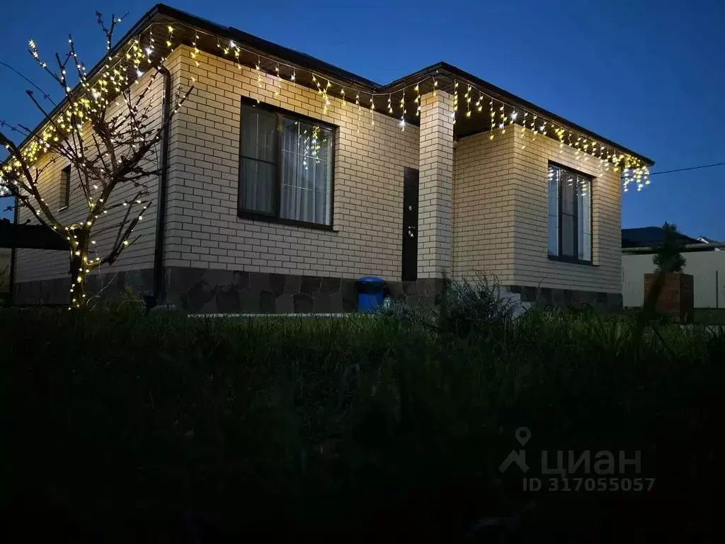 Дом в Краснодарский край, Апшеронск Березовая ул., 46 (100 м) - Фото 0