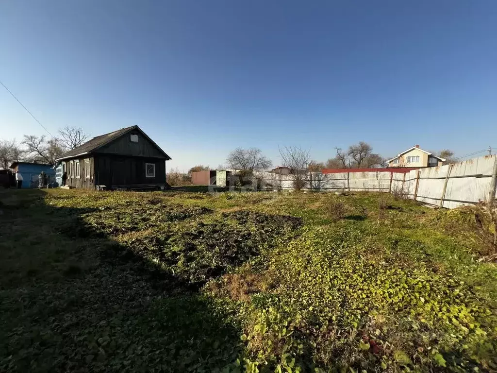 Дом в Приморский край, Владивостокский городской округ, пос. Трудовое ... - Фото 1