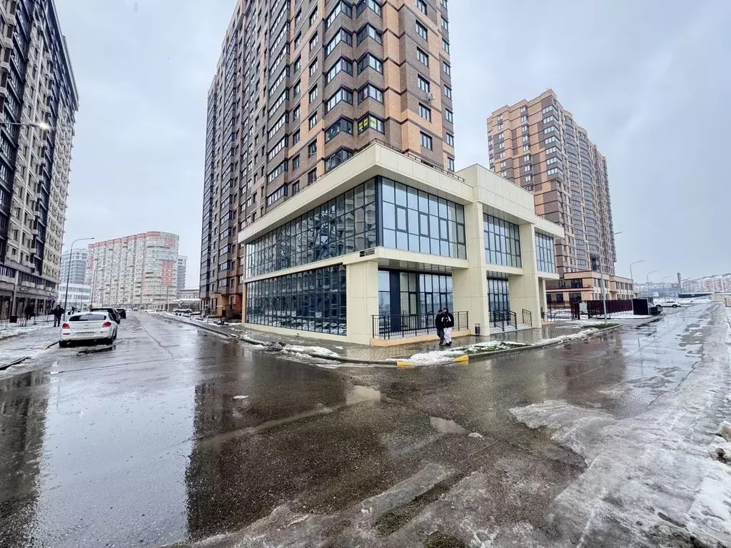 Помещение свободного назначения в Краснодарский край, Краснодар Догма ... - Фото 1