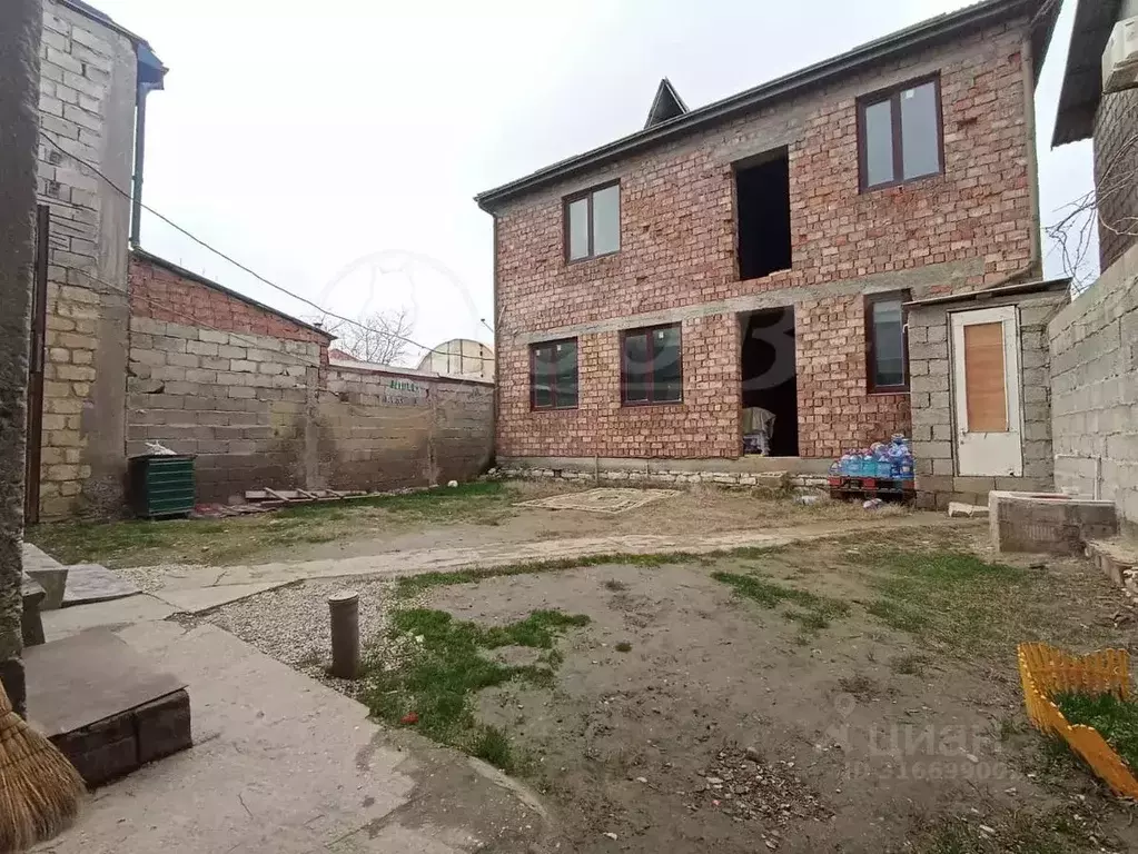 Дом в Дагестан, Махачкала Пальмира кв-л, ул. 10-я Пальмирная, 21 (220 ... - Фото 1