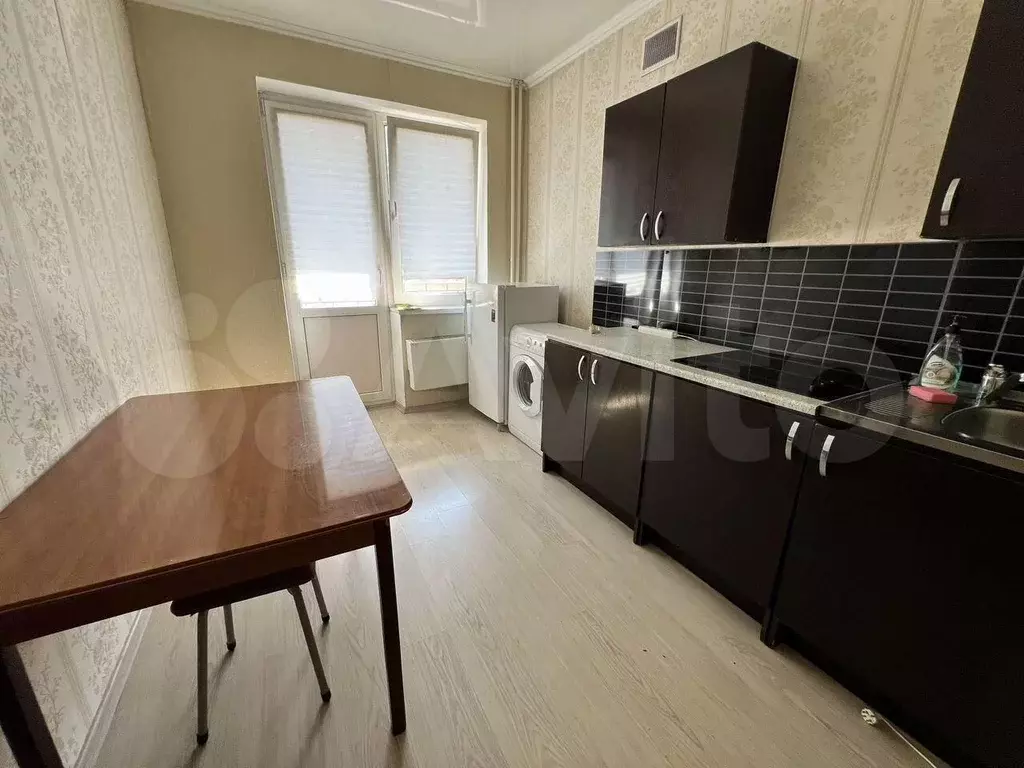 1-к. квартира, 40 м, 8/10 эт. - Фото 0