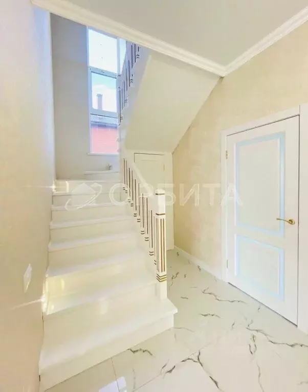 Дом в Тюменская область, Тюмень проезд Биатлонный, 17 (137 м) - Фото 1