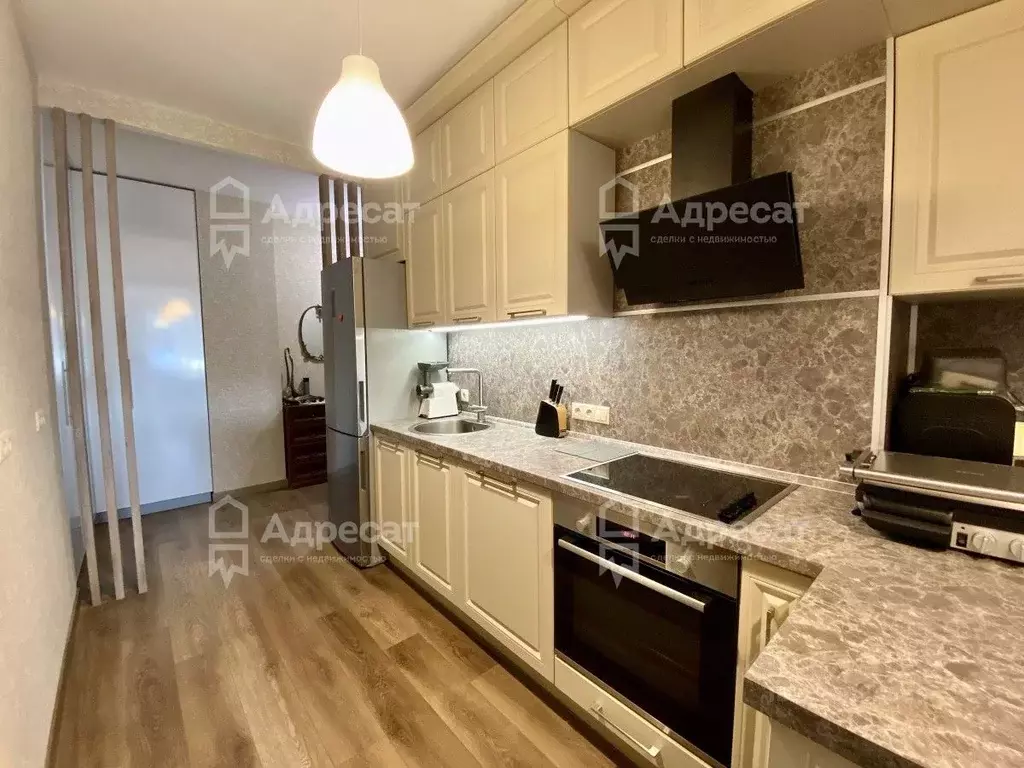 2-к кв. Волгоградская область, Волгоград Донецкая ул., 16а (69.8 м) - Фото 1