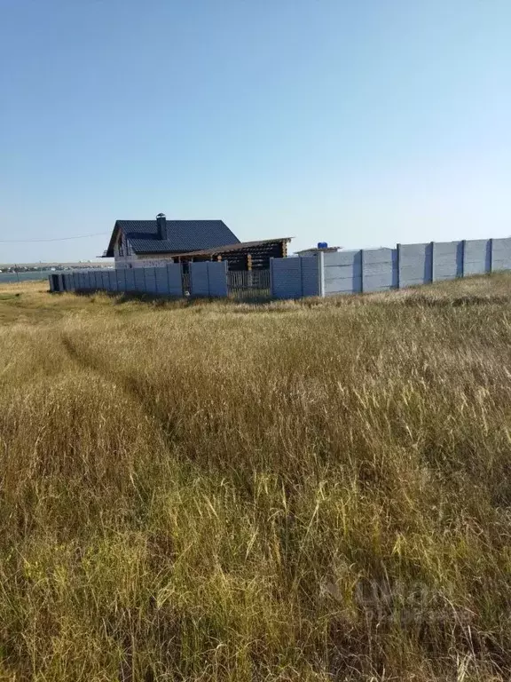 Участок в Крым, Черноморский район, Оленевское с/пос, с. Оленевка  ... - Фото 1