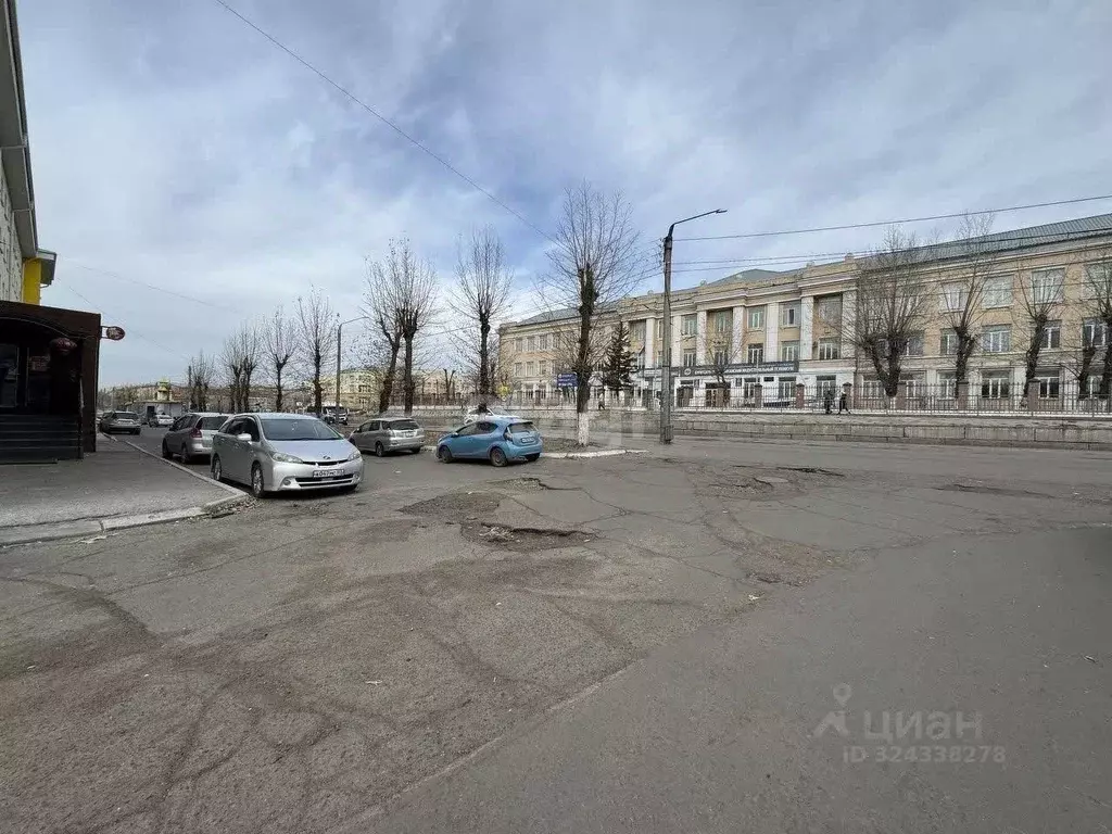 Торговая площадь в Бурятия, Улан-Удэ ул. Гагарина, 41 (30 м) - Фото 2