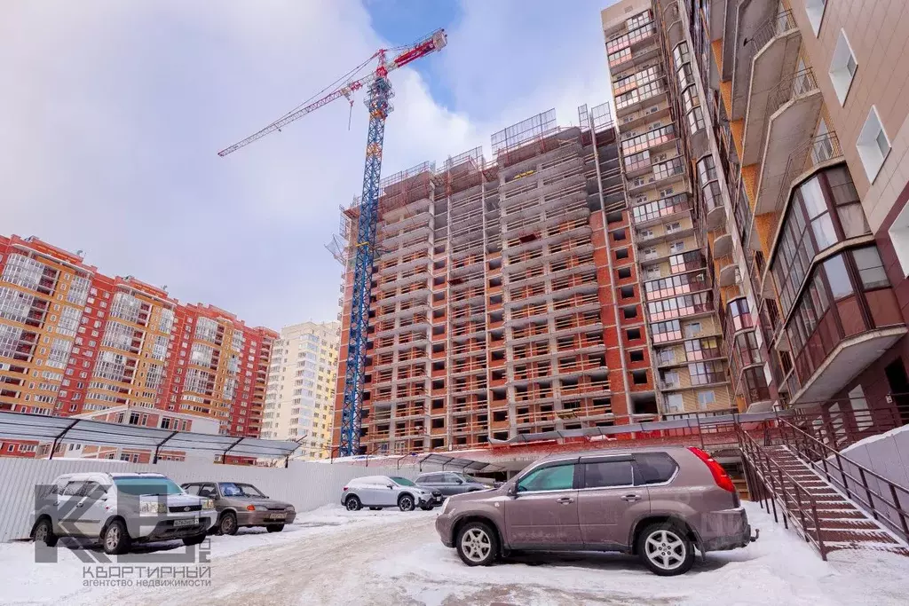 3-к кв. Новосибирская область, Новосибирск ул. Дуси Ковальчук, 244 ... - Фото 1