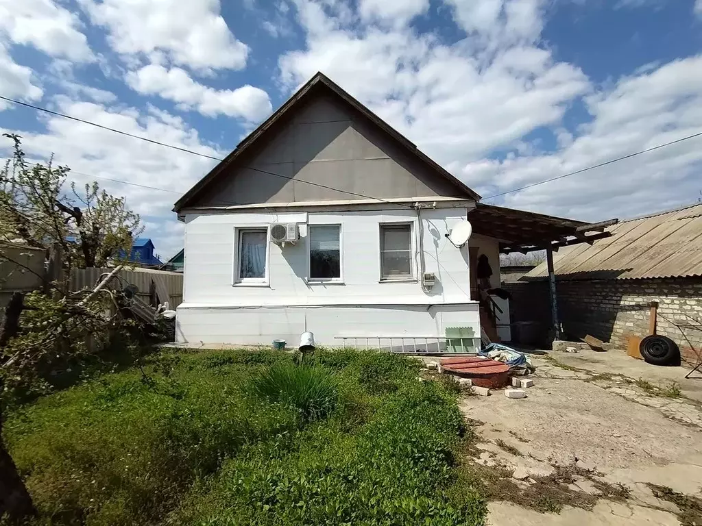 Дом в Волгоградская область, Волгоград Якутская ул., 4 (50 м) - Фото 0