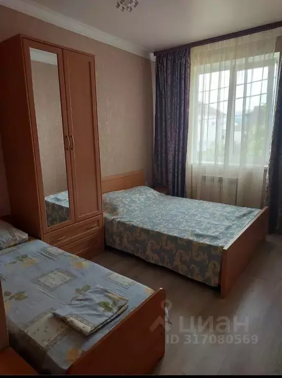 Комната Краснодарский край, Геленджик Аэродромная ул., 3 - Фото 1