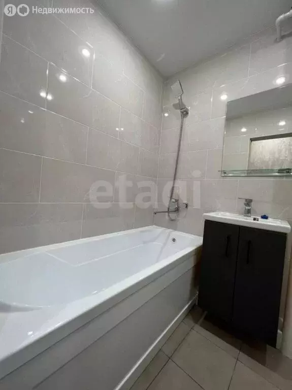 1-комнатная квартира: Беслан, улица Ленина, 29 (30 м) - Фото 0