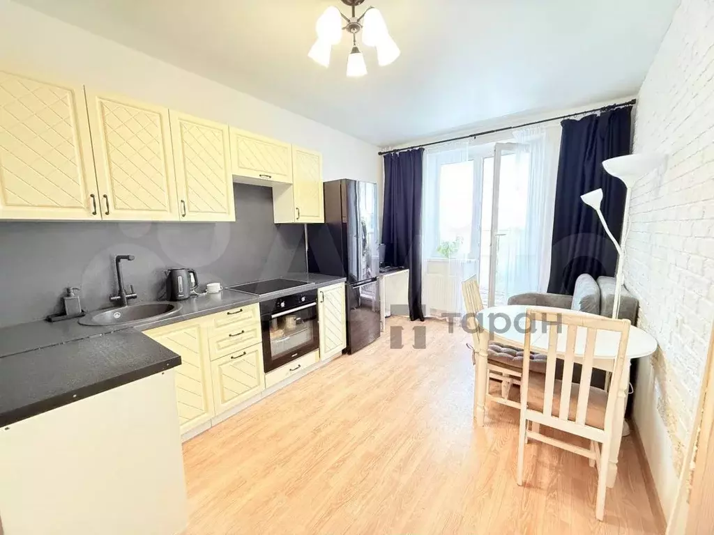 1-к. квартира, 32 м, 8/10 эт. - Фото 1