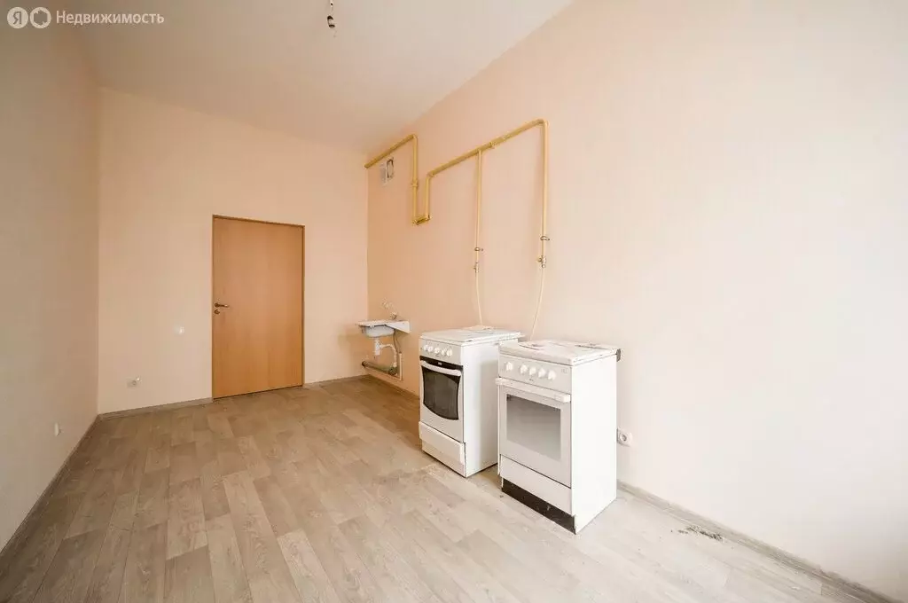 3-комнатная квартира: Санкт-Петербург, улица Комсомола, 47 (89.6 м) - Фото 1