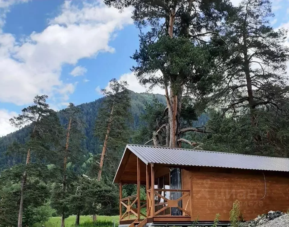 Дом в Карачаево-Черкесия, Зеленчукский район, с. Архыз  (34 м) - Фото 1