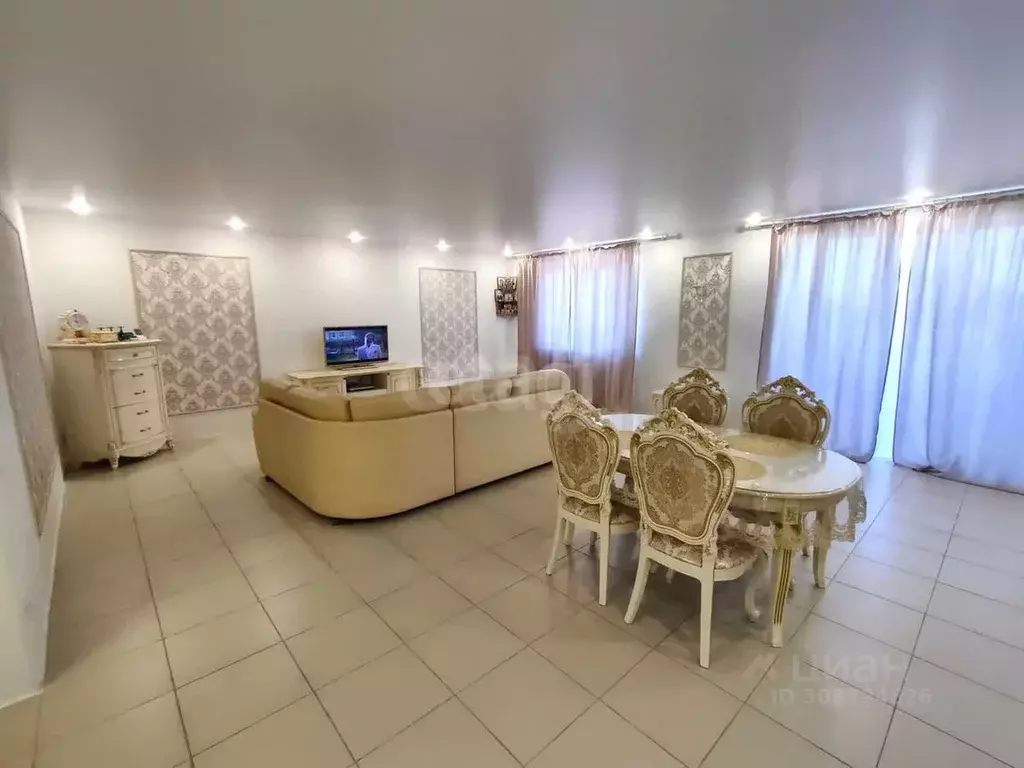 2-к кв. Архангельская область, Котлас ул. Ленина, 160 (90.9 м) - Фото 1